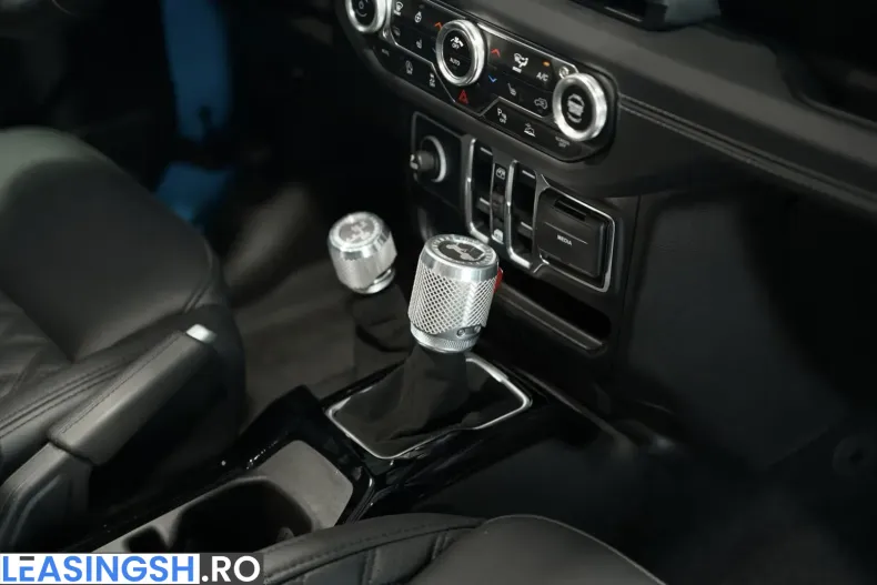 Jeep Wrangler din 2025 cu 8.131 km - oferta JEE230883 - foto 27