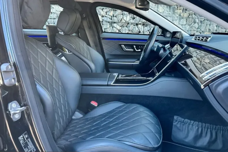 Mercedes-Benz S 680 (Clasa S) din 2022 cu 23.267 km - oferta MER230887 - foto 5