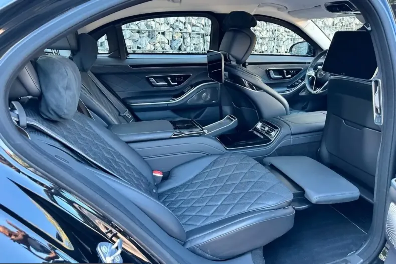Mercedes-Benz S 680 (Clasa S) din 2022 cu 23.267 km - oferta MER230887 - foto 9