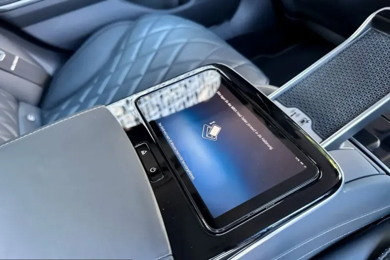 Mercedes-Benz S 680 (Clasa S) din 2022 cu 23.267 km - oferta MER230887 - foto 13
