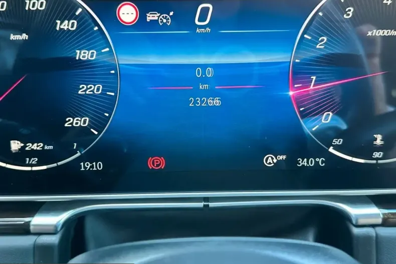 Mercedes-Benz S 680 (Clasa S) din 2022 cu 23.267 km - oferta MER230887 - foto 24
