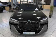 BMW 740 (Seria 7) din 2025 cu 12.235 km - oferta BMW230893 - foto 1
