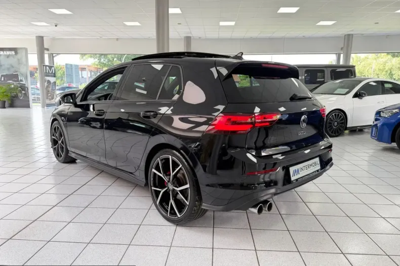 Volkswagen Golf din 2024 cu 49.987 km - oferta VOL230894 - foto 5