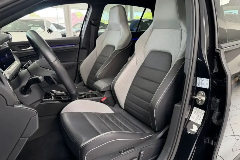 Volkswagen Golf din 2024 cu 49.987 km - oferta VOL230894 - foto 12