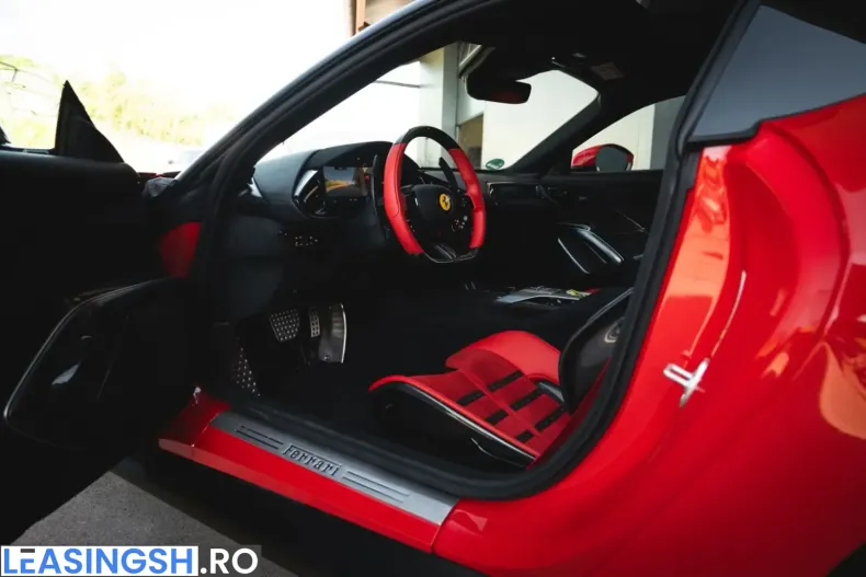Ferrari 12Cilindri din 2025 cu 1.600 km - oferta FER230900 - foto 10