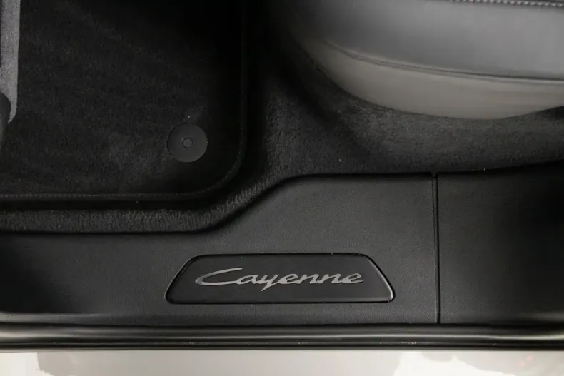 Porsche Cayenne din 2025 cu 15.163 km - oferta POR230906 - foto 33
