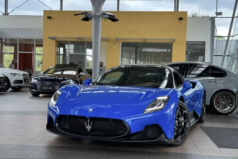 Maserati MC20 din 2024 cu 2.000 km - oferta MAS230908 - foto 1