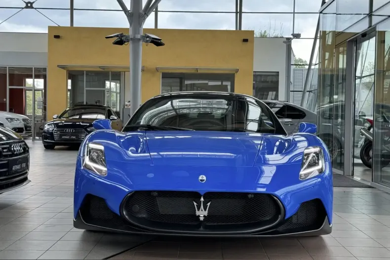 Maserati MC20 din 2024 cu 2.000 km - oferta MAS230908 - foto 8