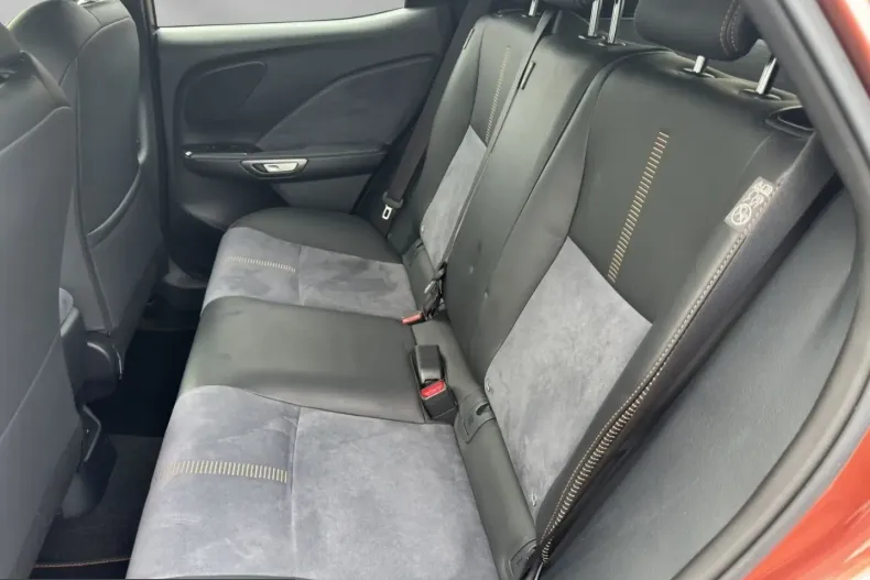 Lexus LBX din 2024 cu 16.196 km - oferta LEX230911 - foto 14
