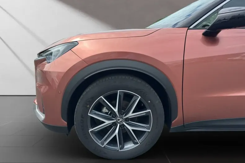 Lexus LBX din 2024 cu 16.196 km - oferta LEX230911 - foto 19
