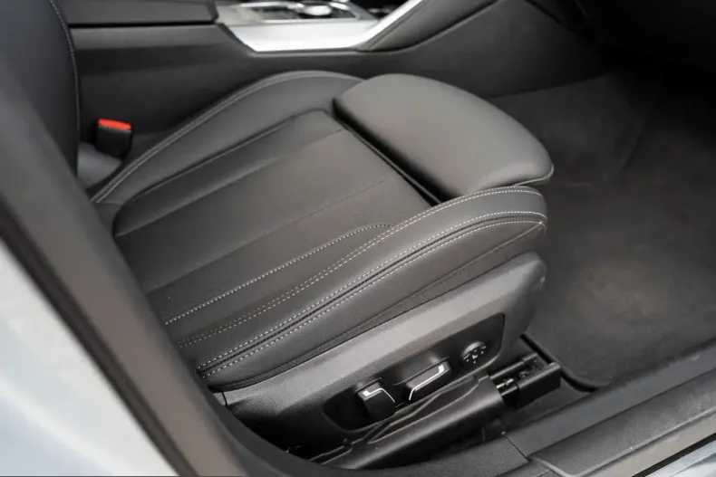 BMW 430d (Seria 4) din 2025 cu 15.790 km - oferta BMW230913 - foto 15