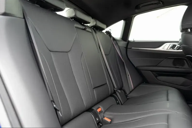 BMW 420d (Seria 4) din 2025 cu 13.490 km - oferta BMW230915 - foto 22