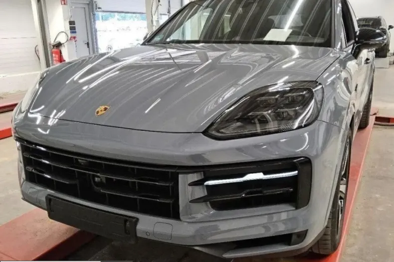 Porsche Cayenne din 2024 cu 33.900 km - oferta POR230923 - foto 1