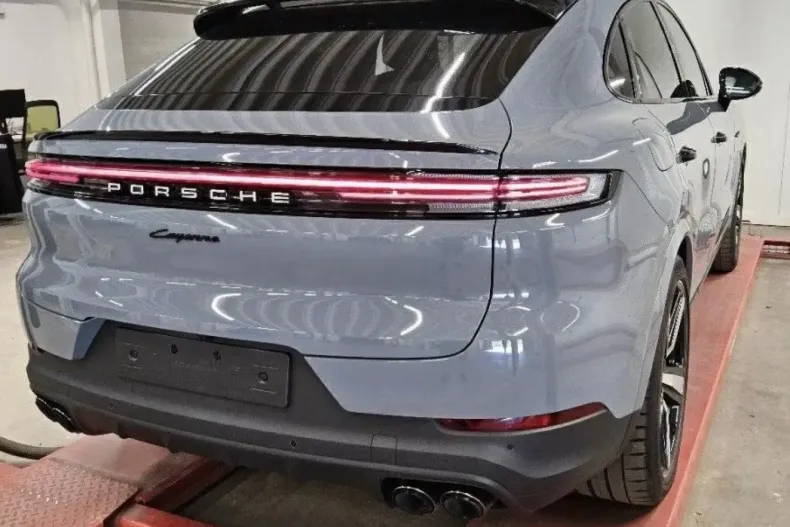 Porsche Cayenne din 2024 cu 33.900 km - oferta POR230923 - foto 3
