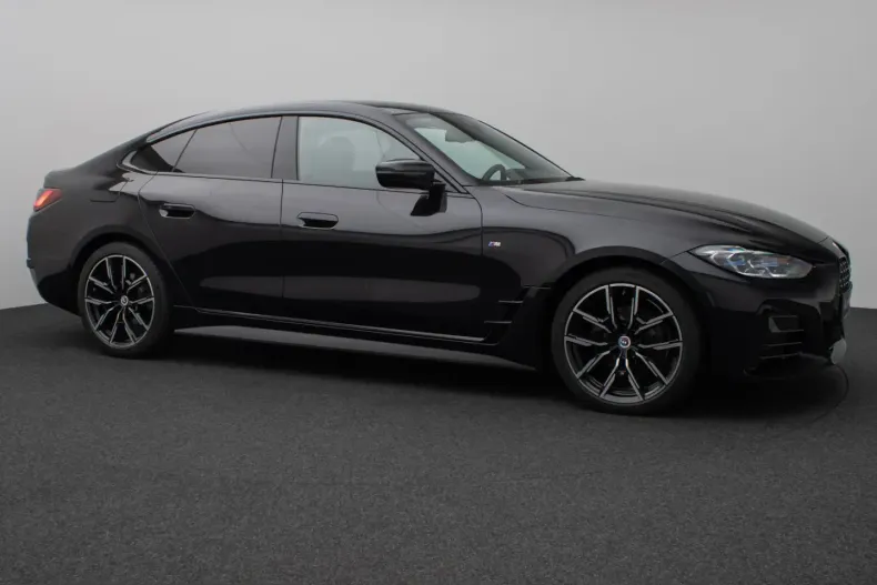 BMW 420d (Seria 4) din 2023 cu 68.119 km - oferta BMW230930 - foto 4