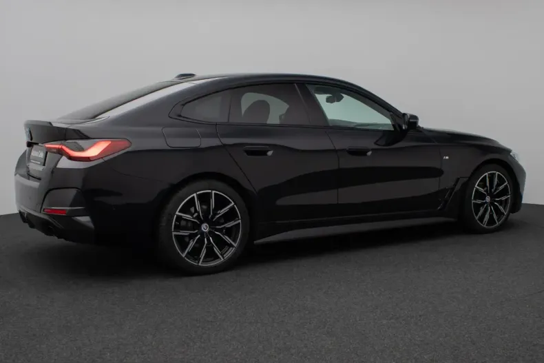 BMW 420d (Seria 4) din 2023 cu 68.119 km - oferta BMW230930 - foto 6