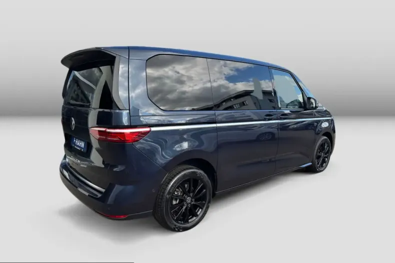 Volkswagen T7 Multivan din 2024 cu 12.790 km - oferta VOL230938 - foto 4