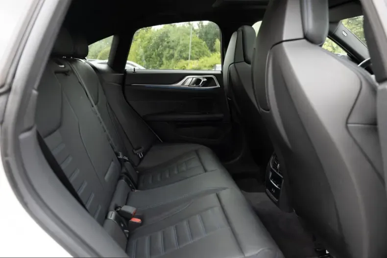 BMW M440 (Seria 4) din 2023 cu 54.241 km - oferta BMW230943 - foto 7