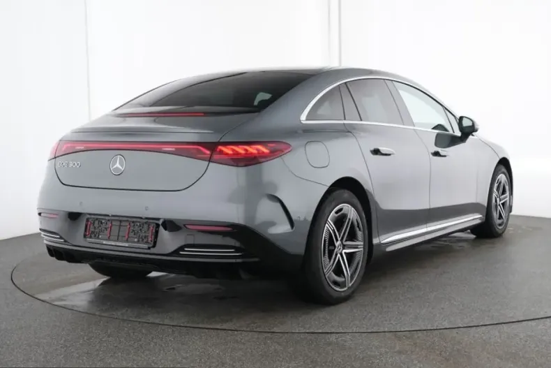 Mercedes-Benz EQE (Clasa E) din 2025 cu 14.011 km - oferta MER230946 - foto 3