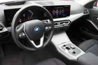 BMW 330 (Seria 3) din 2024 cu 16.942 km - oferta BMW230952 - foto 11