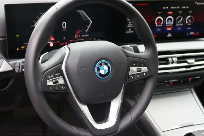 BMW 330 (Seria 3) din 2024 cu 16.942 km - oferta BMW230952 - foto 12