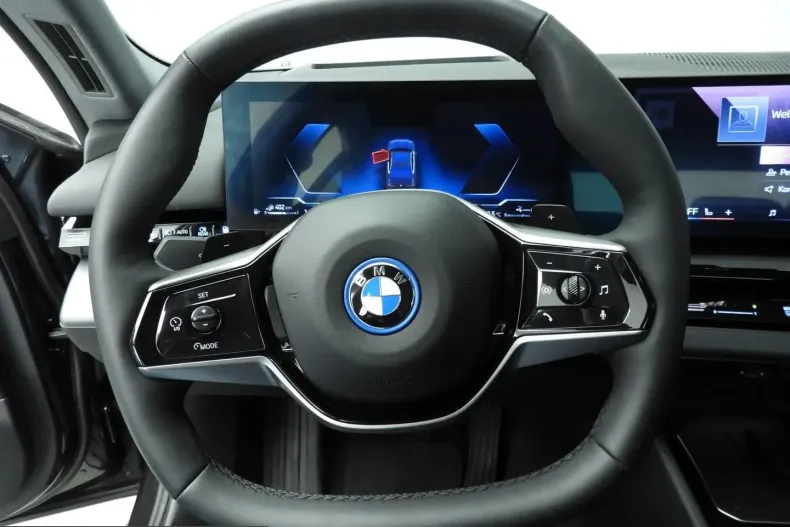 BMW 530 (Seria 5) din 2024 cu 9.000 km - oferta BMW230955 - foto 9