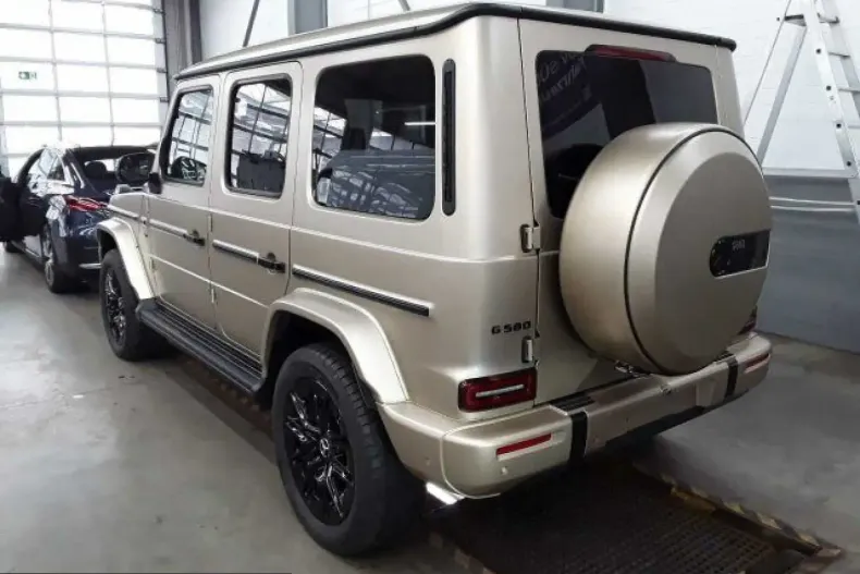 Mercedes-Benz G 580 (Clasa G) din 2025 cu 12.841 km - oferta MER230956 - foto 4