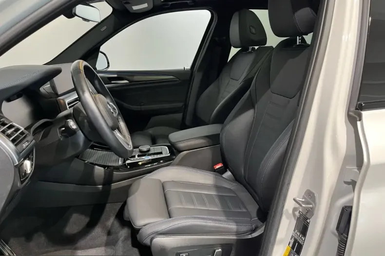 BMW iX3 (Seria X) din 2024 cu 16.541 km - oferta BMW230967 - foto 6