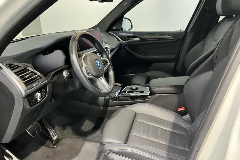 BMW iX3 (Seria X) din 2024 cu 16.541 km - oferta BMW230967 - foto 7