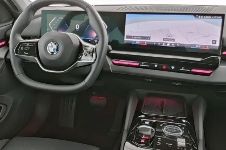 BMW 520 (Seria 5) din 2025 cu 10.045 km - oferta BMW230973 - foto 15