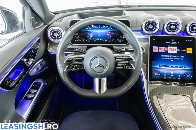 Mercedes-Benz C 300 (Clasa C) din 2025 cu 5.600 km - oferta MER230987 - foto 8