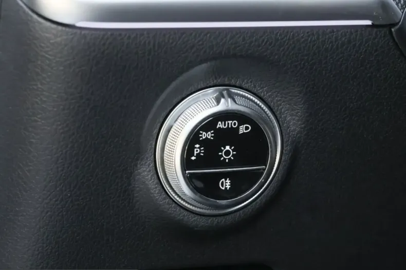 Mercedes-Benz CLE 300 (Clasa CLE) din 2025 cu 8.361 km - oferta MER230990 - foto 10