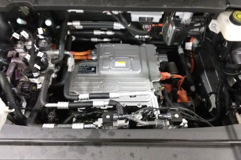 BYD ATTO 3 din 2025 cu 16.316 km - oferta BYD230996 - foto 10