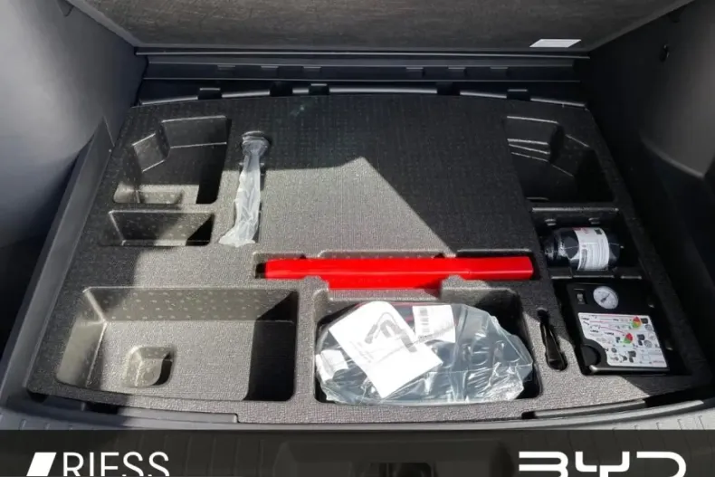 BYD Seal U din 2024 cu 12.685 km - oferta BYD231008 - foto 18