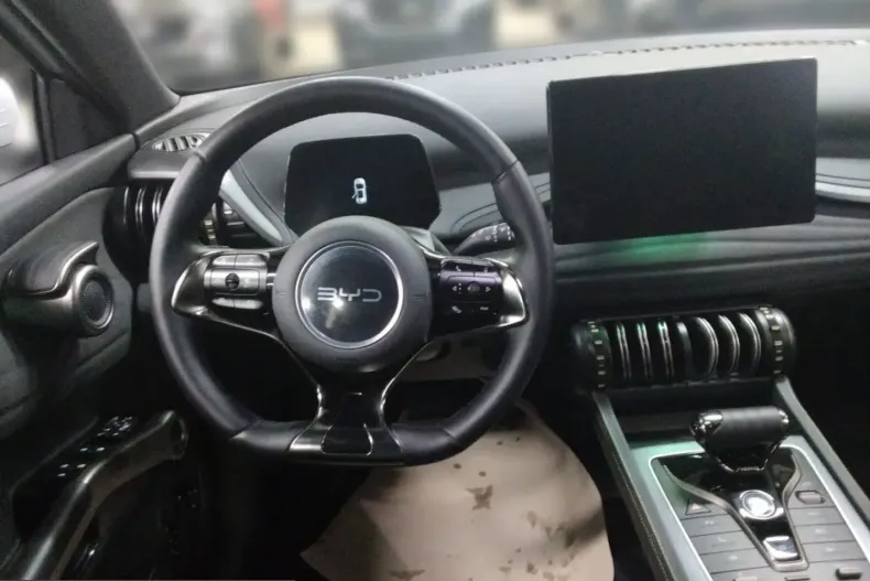 BYD ATTO 3 din 2025 cu 15.654 km - oferta BYD231014 - foto 8