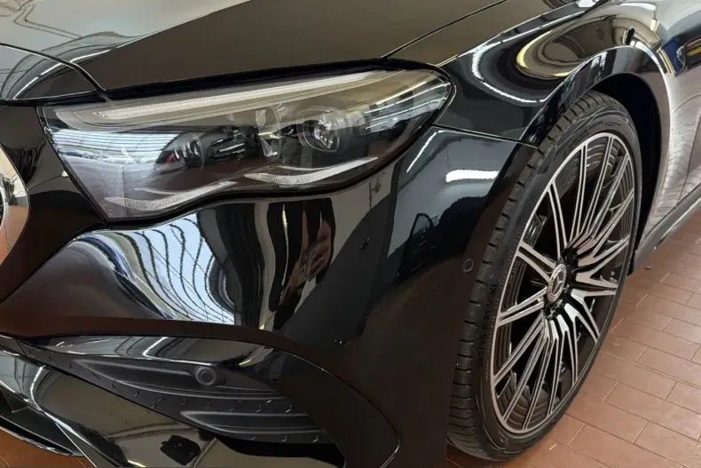 Mercedes-Benz E 450 (Clasa E) din 2025 cu 13.500 km - oferta MER231016 - foto 5
