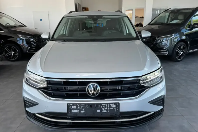 Volkswagen Tiguan din 2023 cu 25.960 km - oferta VOL231021 - foto 2
