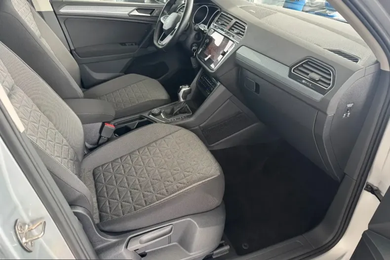 Volkswagen Tiguan din 2023 cu 25.960 km - oferta VOL231021 - foto 8