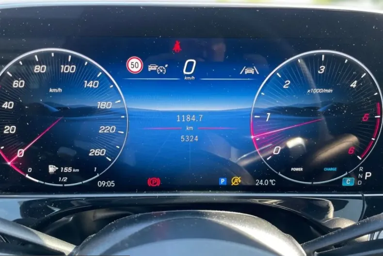 Mercedes-Benz E 450 (Clasa E) din 2025 cu 5.319 km - oferta MER231022 - foto 14