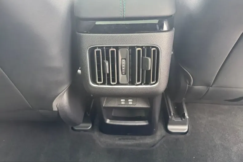 BYD Seal U din 2025 cu 14.596 km - oferta BYD231025 - foto 18