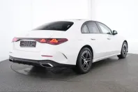 Mercedes-Benz E 300 (Clasa E) din 2025 cu 11.310 km - oferta MER231032 - foto 3