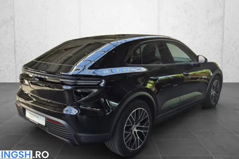 Porsche Macan din 2026 cu 7.900 km - oferta POR231033 - foto 1