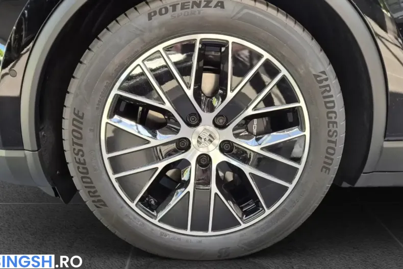 Porsche Macan din 2026 cu 7.900 km - oferta POR231033 - foto 10