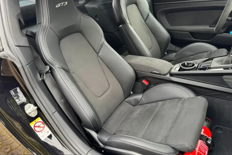 Porsche 992 din 2025 cu 6.000 km - oferta POR231063 - foto 28