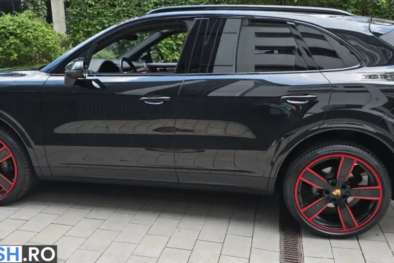 Porsche Cayenne din 2022 cu 42.200 km - oferta POR231064 - foto 6