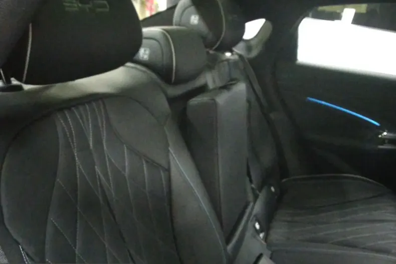 BYD Seal din 2025 cu 11.069 km - oferta BYD231076 - foto 8