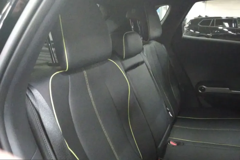 BYD ATTO 3 din 2025 cu 19.537 km - oferta BYD231080 - foto 9