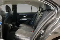 Mercedes-Benz E 200 (Clasa E) din 2025 cu 4.957 km - oferta MER231088 - foto 7