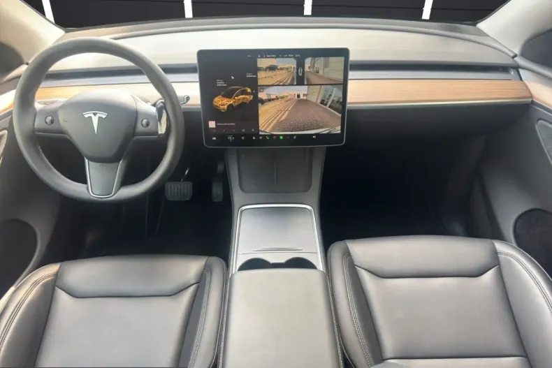 Tesla Model Y din 2025 cu 35.600 km - oferta TES231100 - foto 13