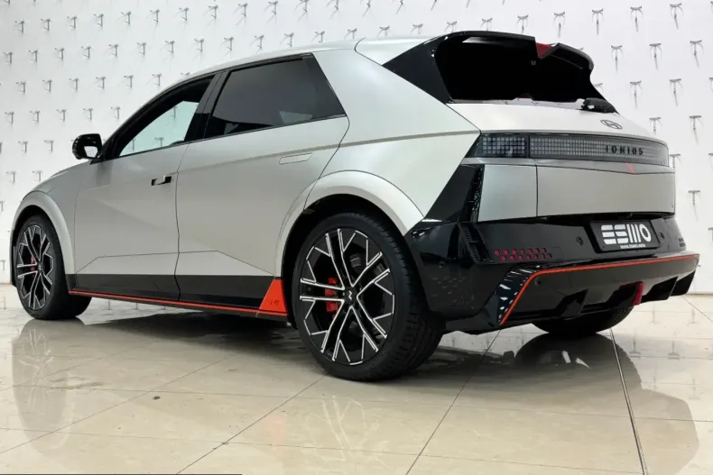 Hyundai IONIQ 5 din 2025 cu 4.459 km - oferta HYU231103 - foto 13